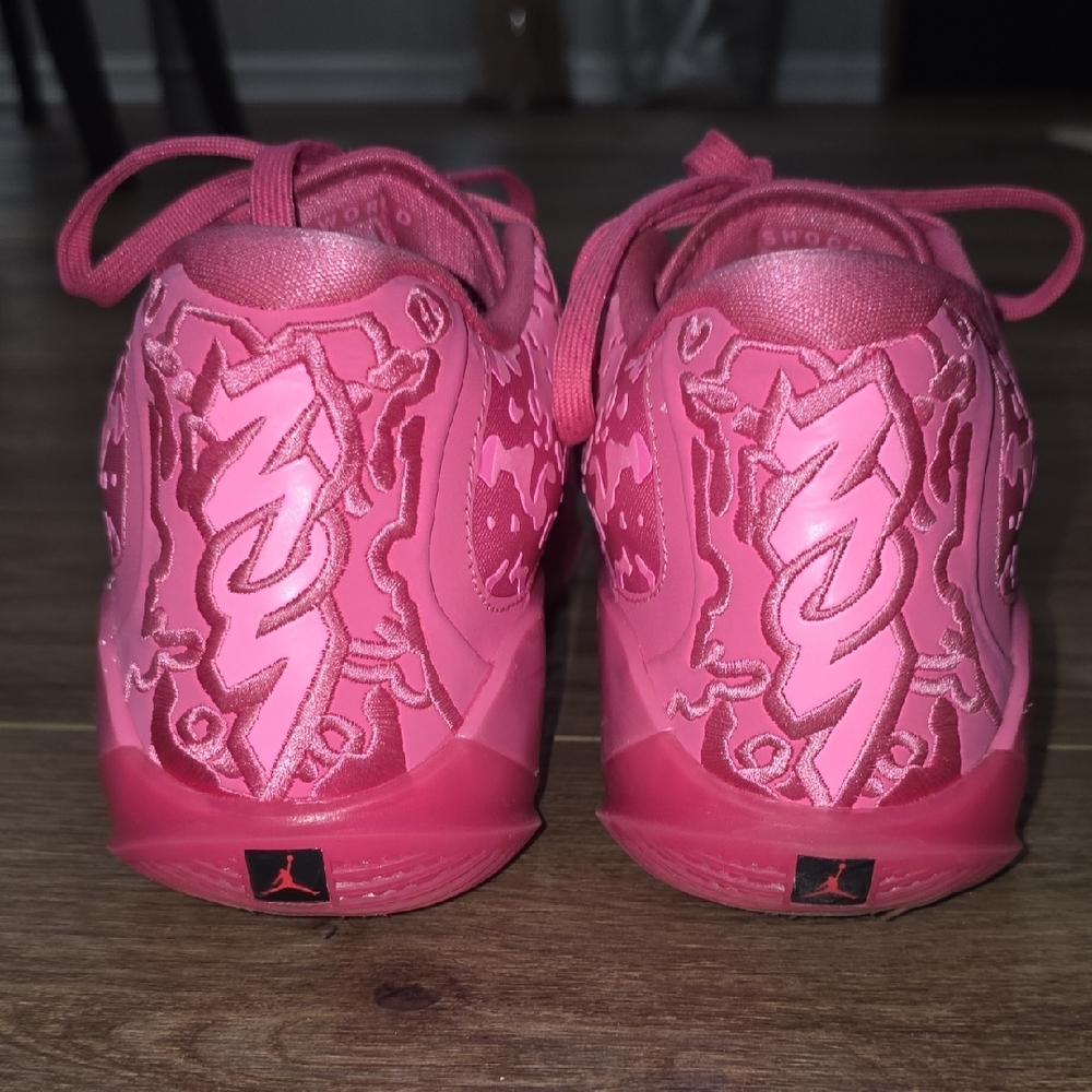 Jordan Zion 3 Pink Lotus Men's Sneakers 10 - Picture 2 of 6